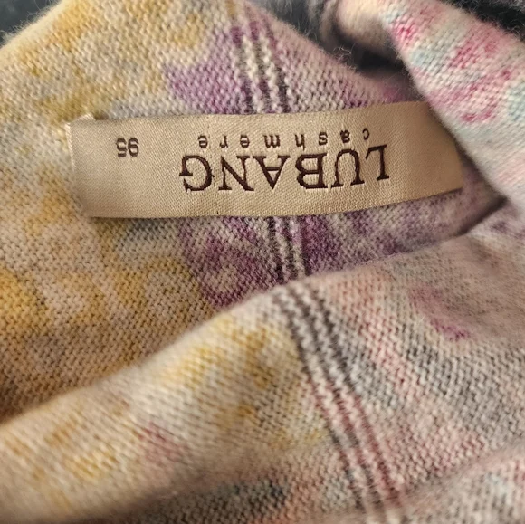 Lubang cashmere sweter  Tunic Size Xl - Picture 5 of 8